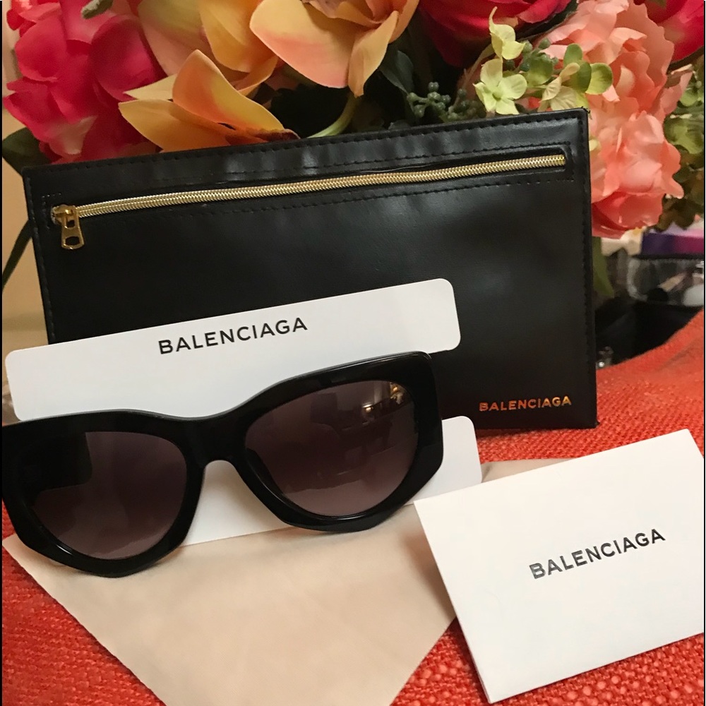 $175 OBO  •BALENCIAGA• BA0018-F/S Sunglasses